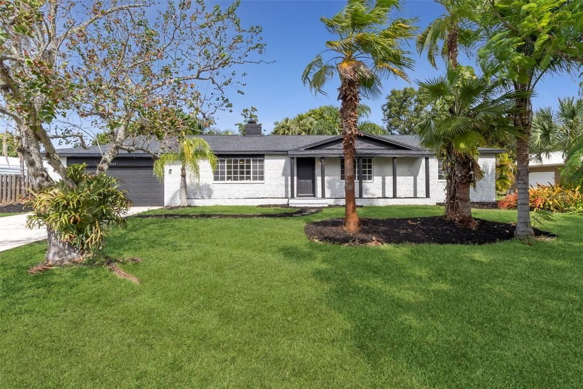 1527 Meadowbrook Rd., Palm Bay, FL 32905