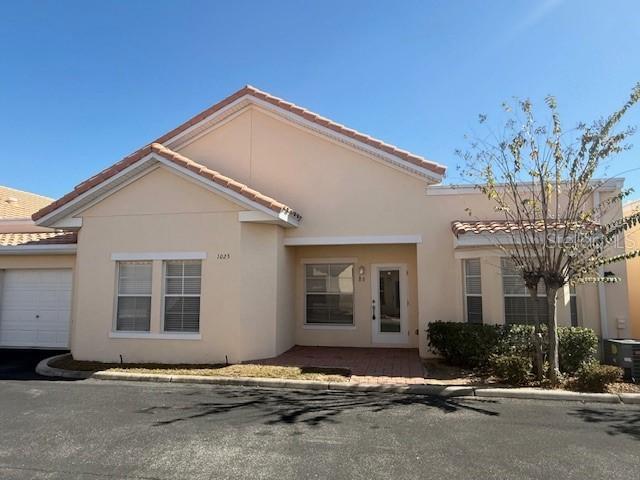 1023 David Walker Dr. #B6, Tavares, FL 32778