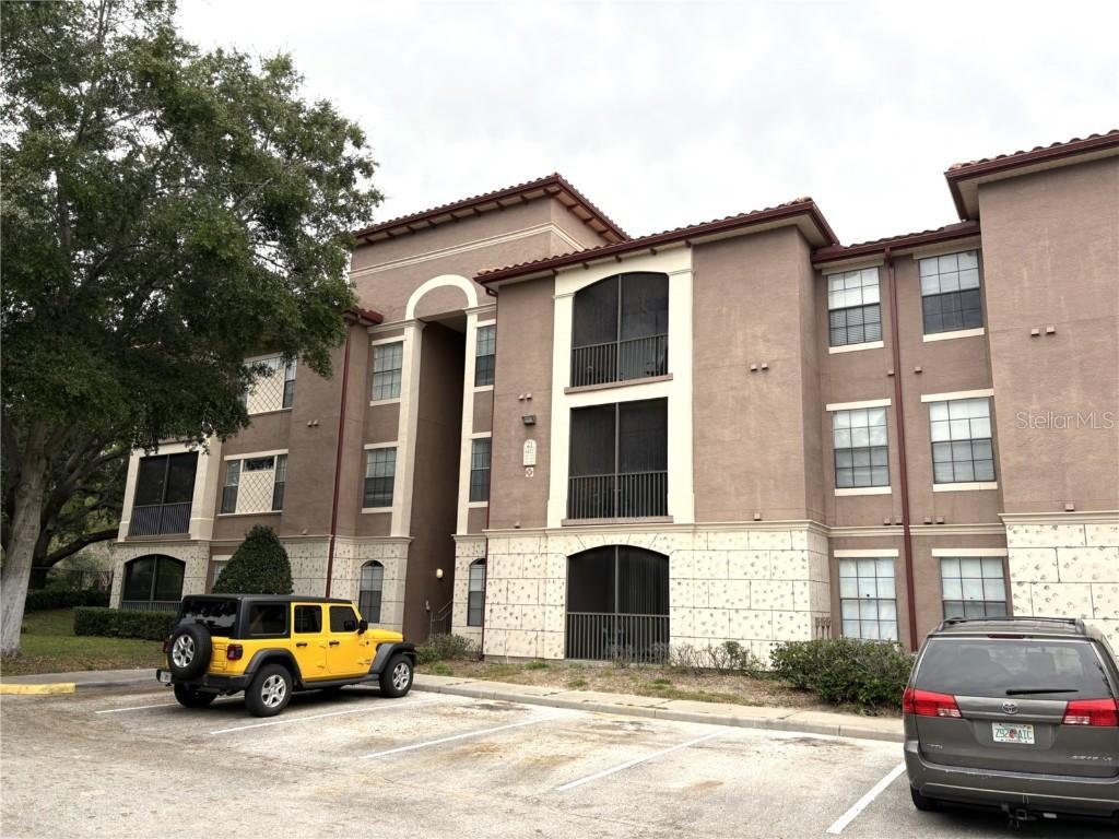 6177 Metrowest Blvd. #102, Orlando, FL 32835