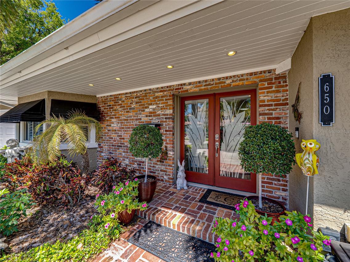 650 Poinsettia Rd., Belleair, FL 33756