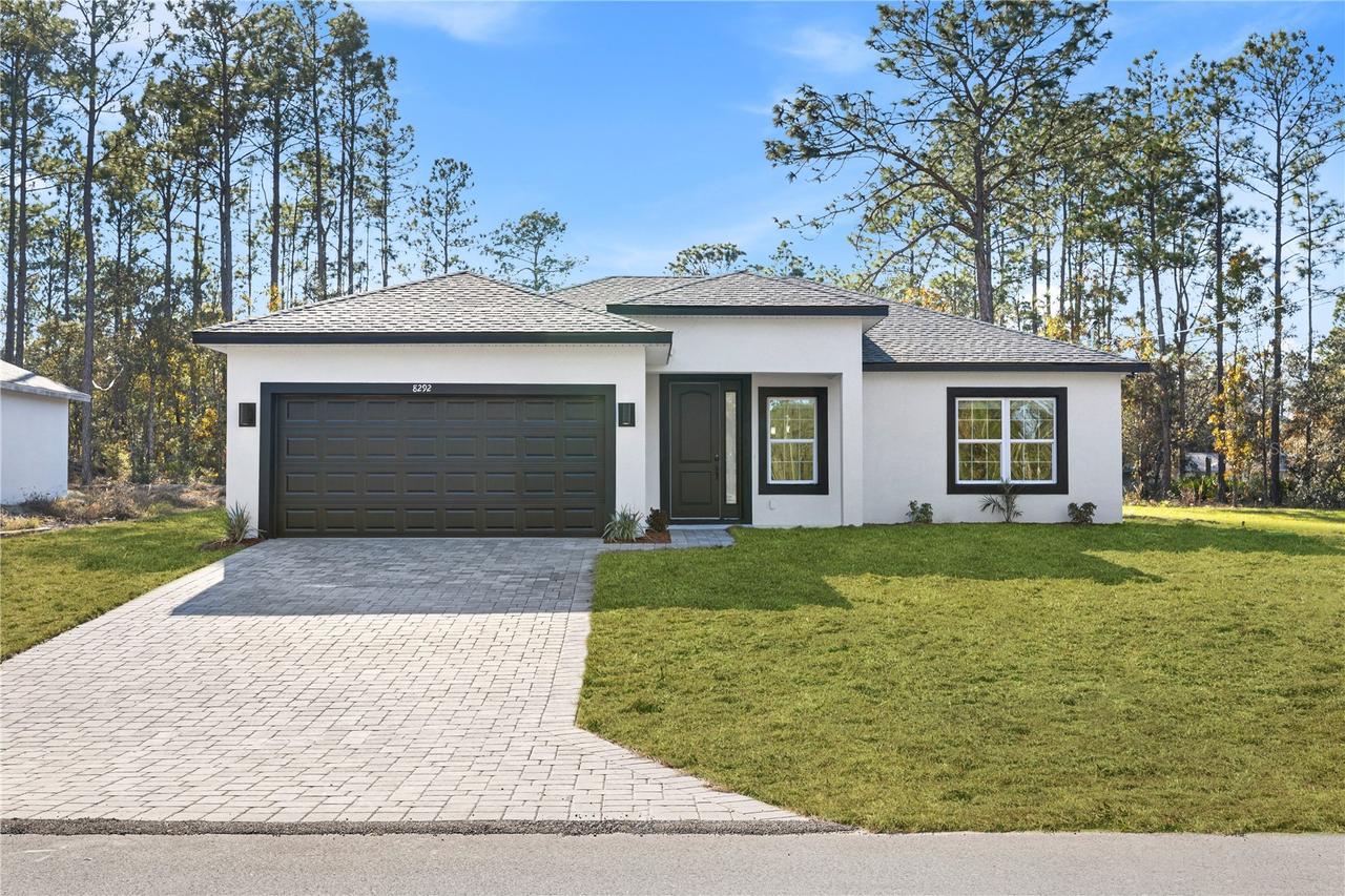 8292 N Pitcairn Way, Citrus Springs, FL 34434