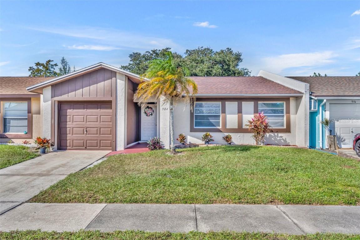 984 Alicante Ave., Orlando, FL 32807