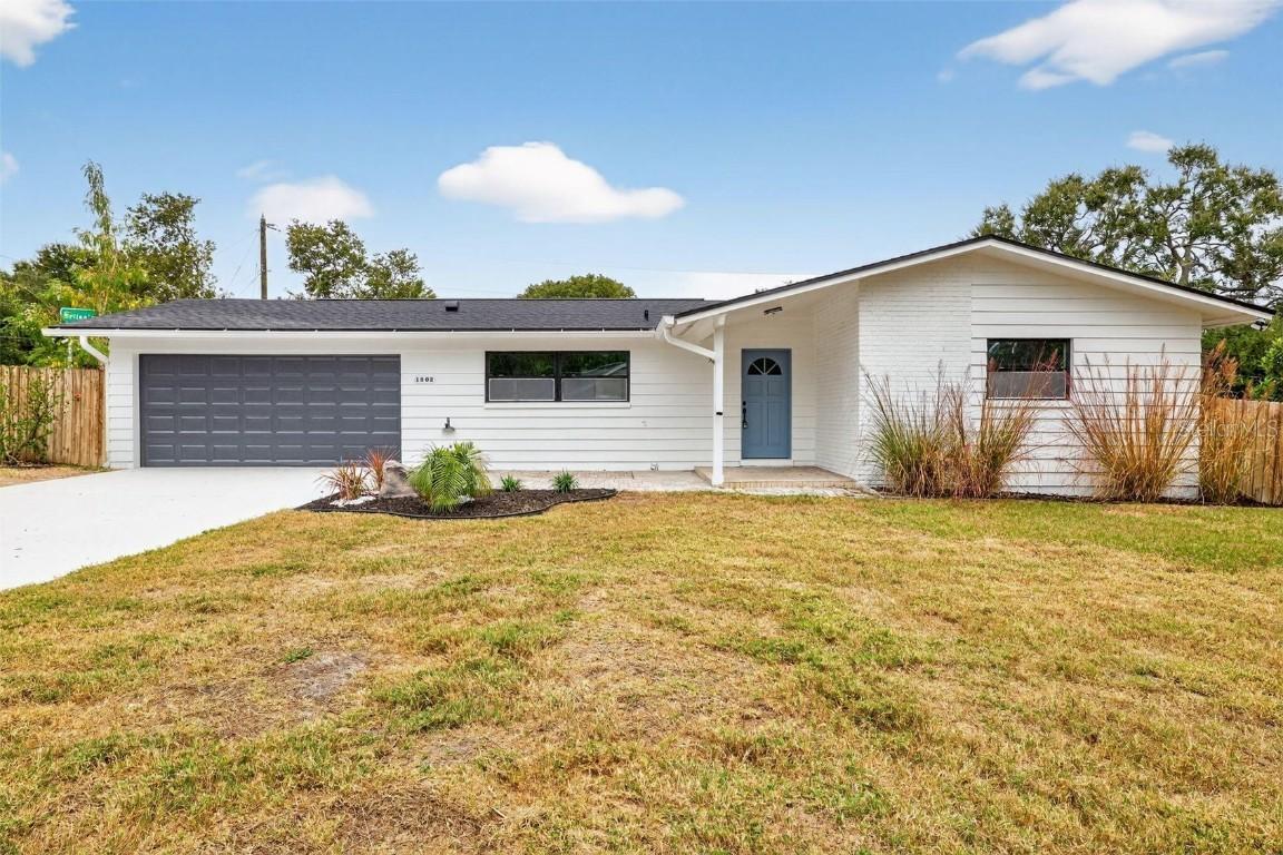 1802 Oak Park Dr., Clearwater, FL 33764