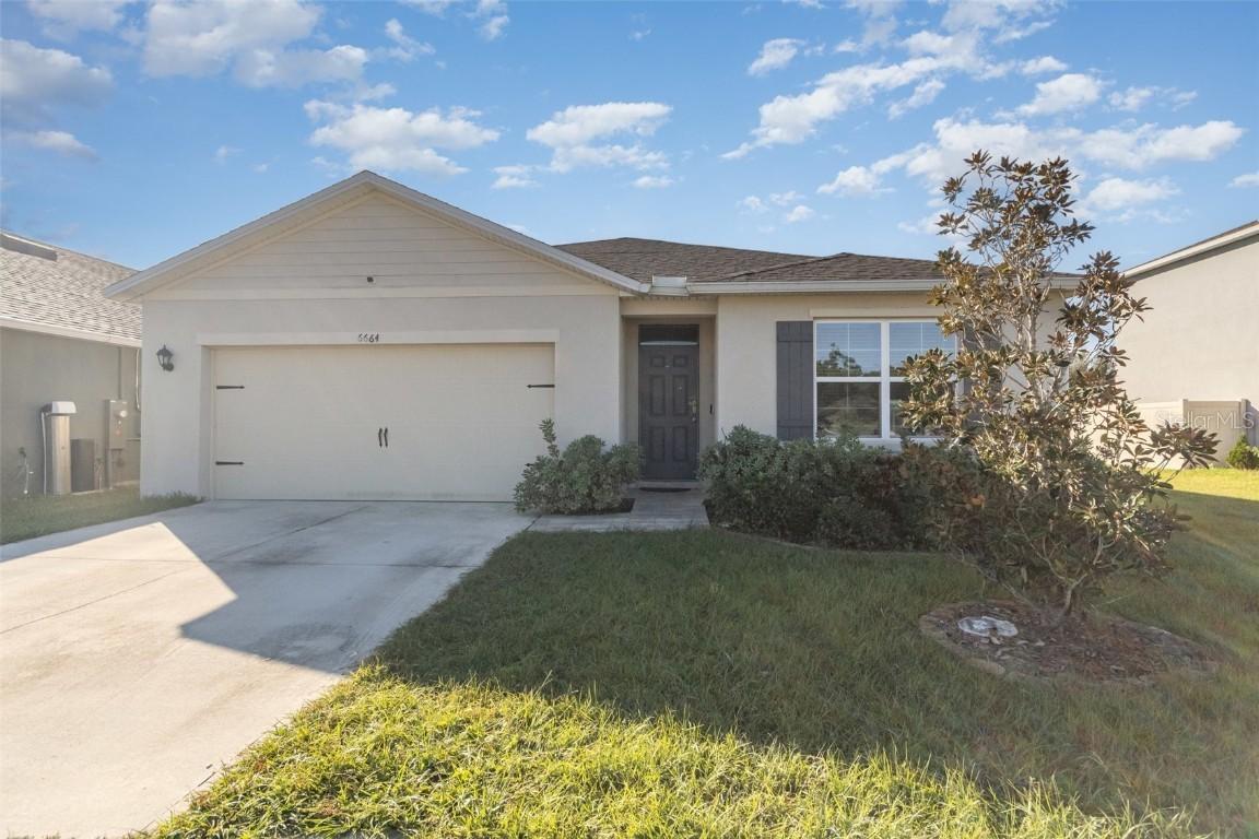 6664 Coral Berry Dr., Mount Dora, FL 32757