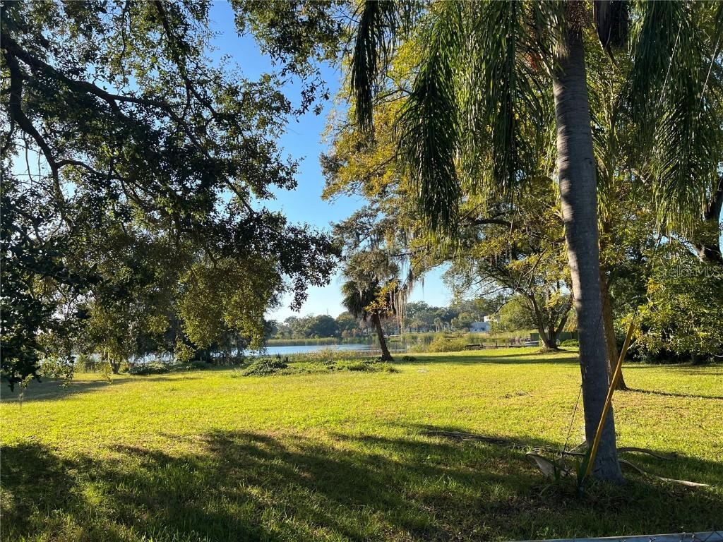 7528 Meadowglen Dr., Orlando, FL 32810