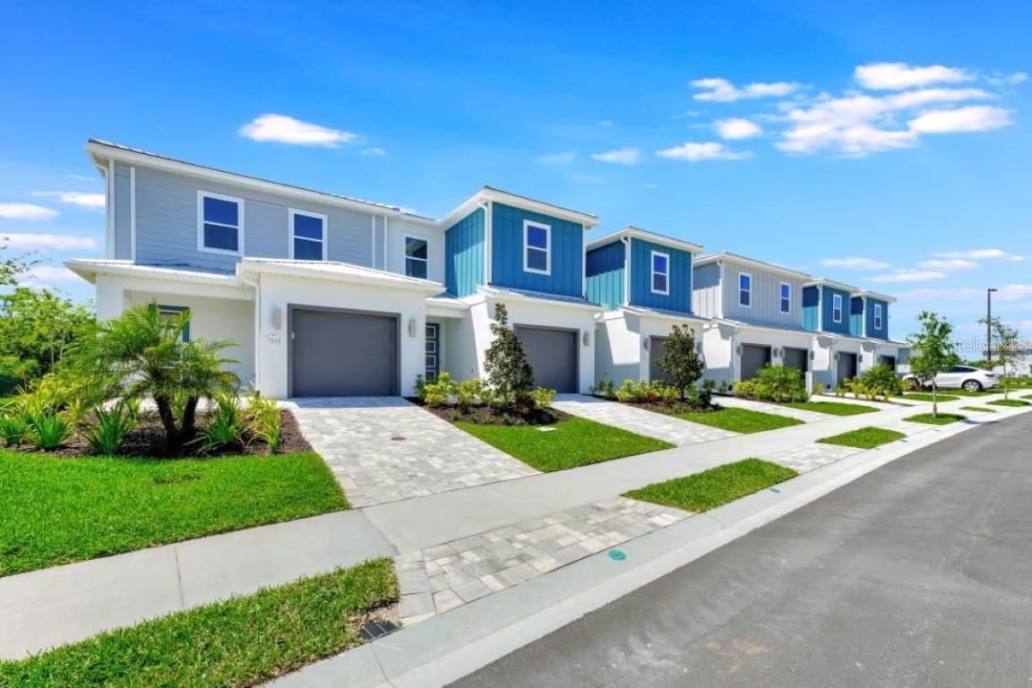 7869 Spectrum Dr., Kissimmee, FL 34747