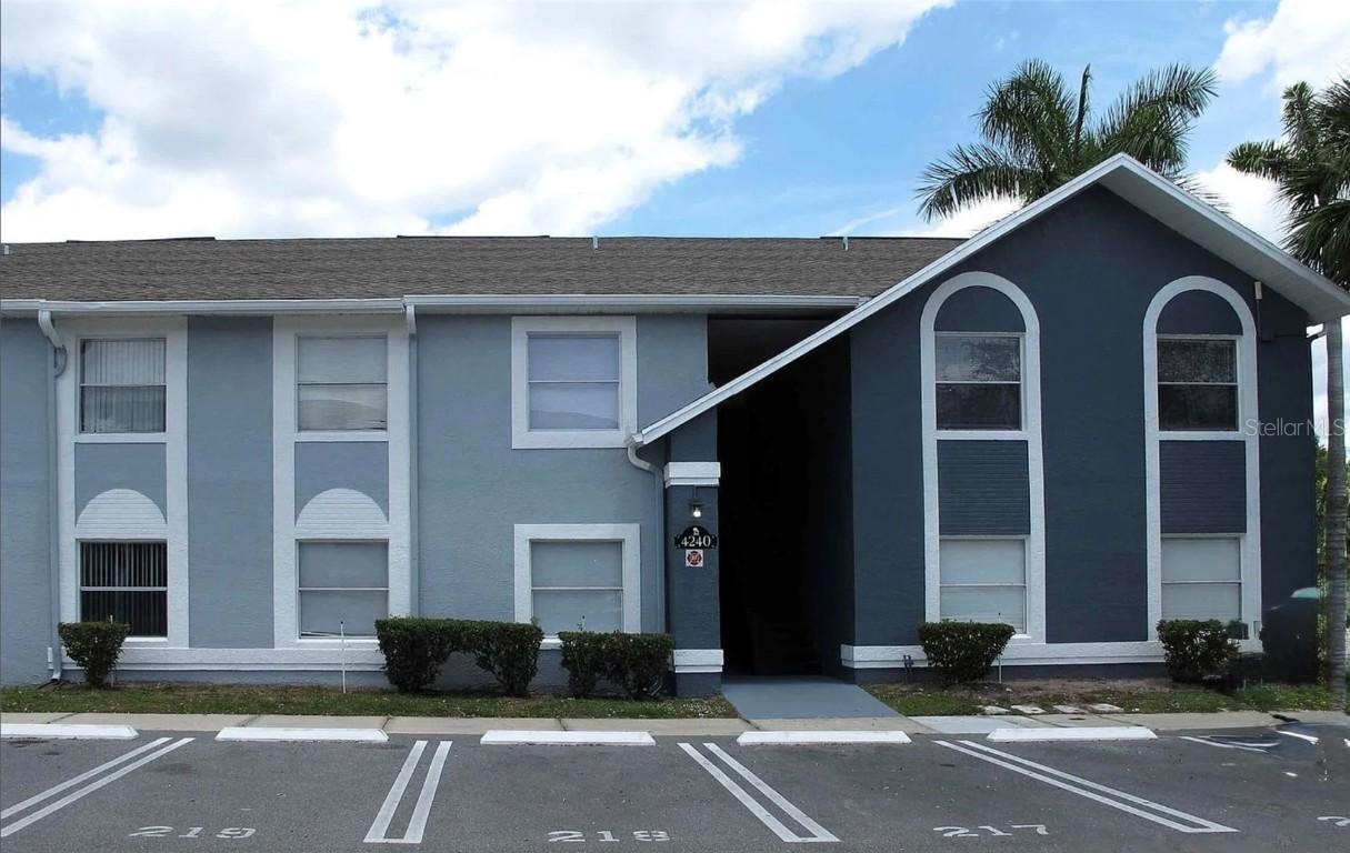 4240 Pershing Pointe Pl. #2, Orlando, FL 32822