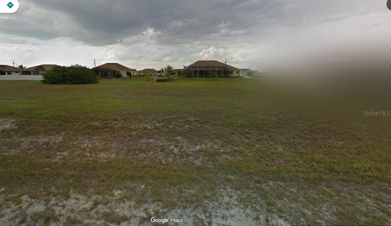 2211 Embers Pkwy., Cape Coral, FL 33993