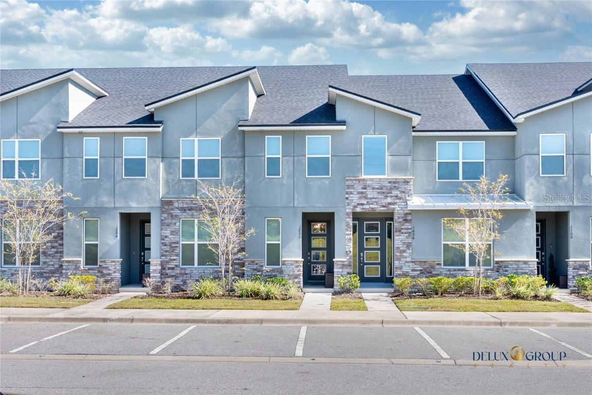 1692 Tropical Palms Cir., Kissimmee, FL 34747