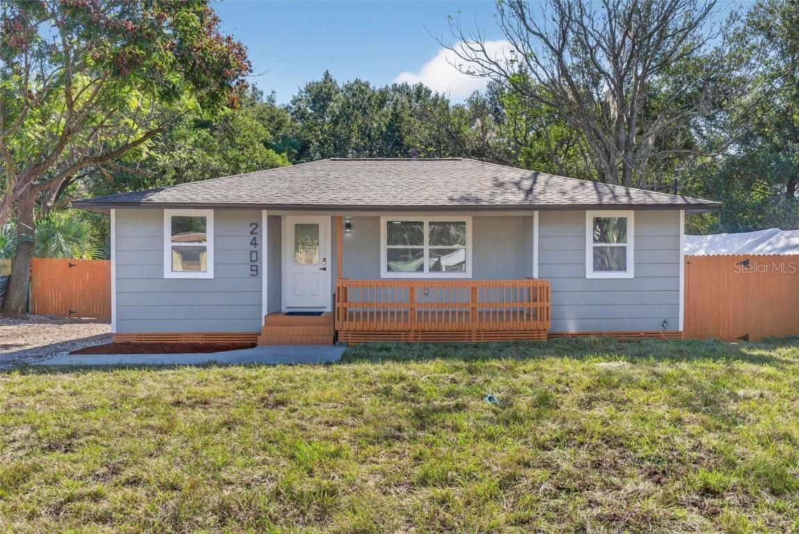 2409 Garbelia Ave., Orlando, FL 32817