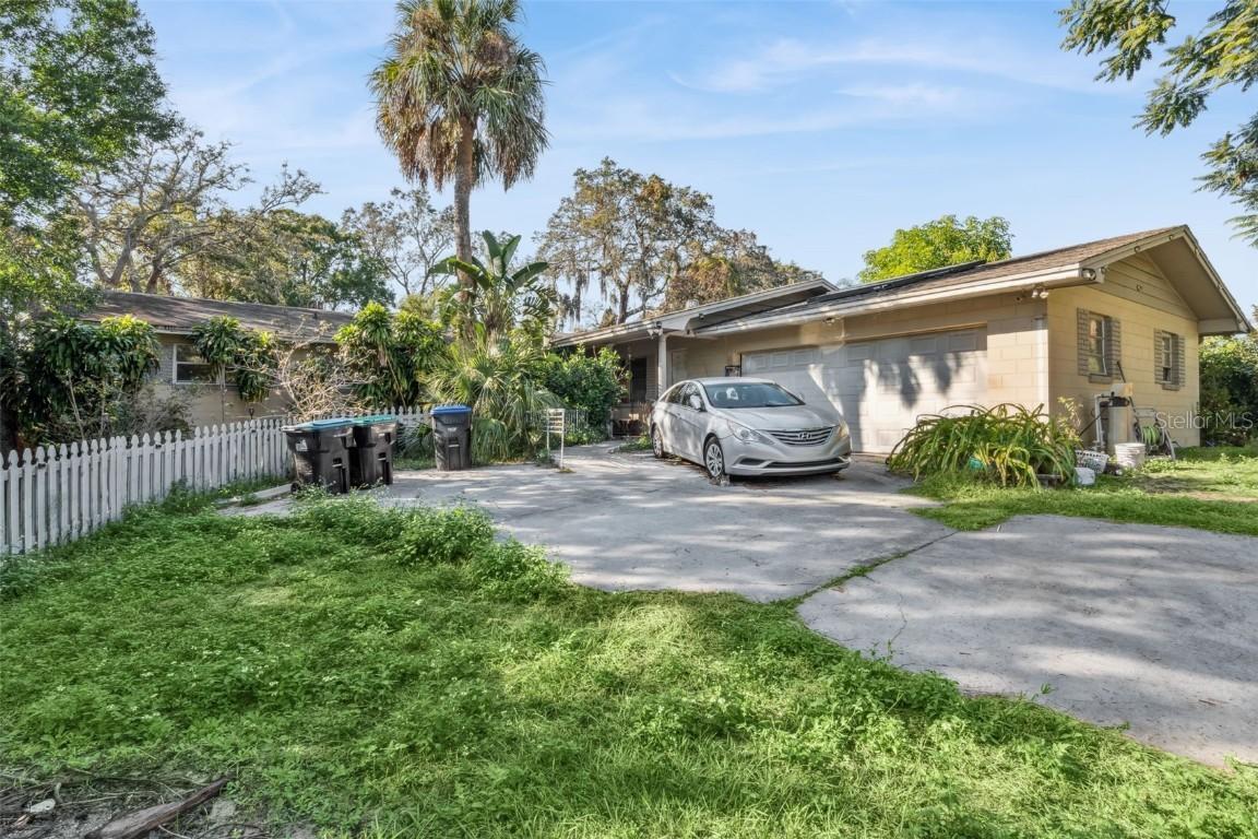 2900 Woodbridge Ln., Orlando, FL 32808