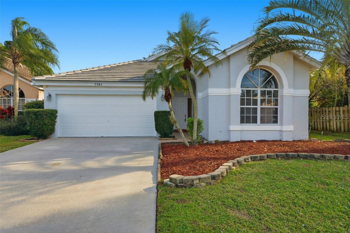 7381 Ashley Shores Cir., Lake Worth, FL 33467