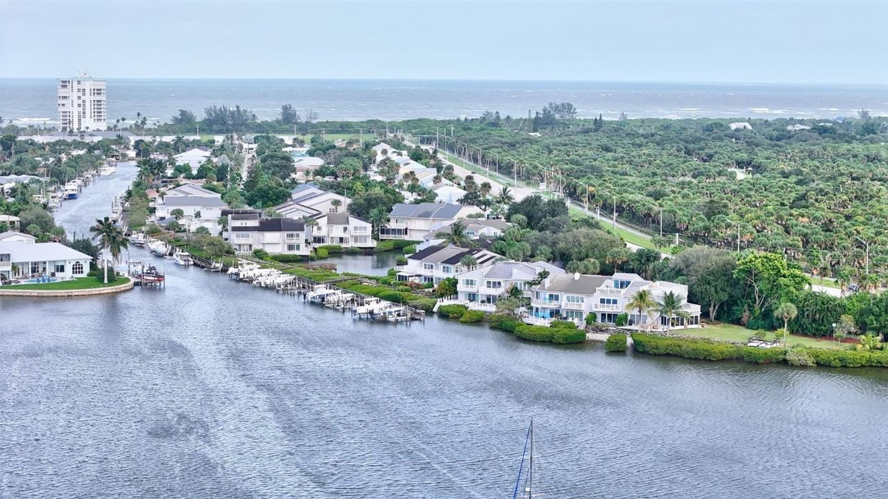 2486 Harbour Cove Dr., Hutchinson Island, FL 34949