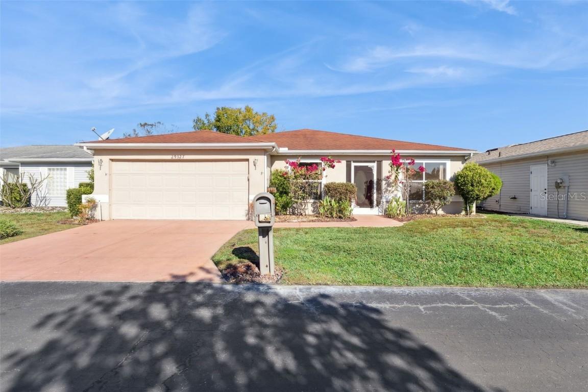 29327 Zeller Ave., San Antonio, FL 33576