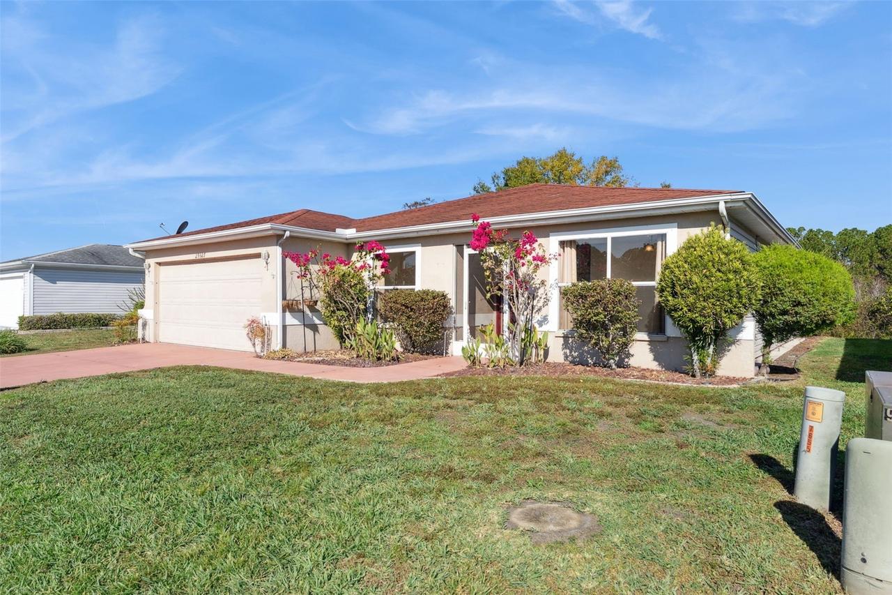 29327 Zeller Ave., San Antonio, FL 33576