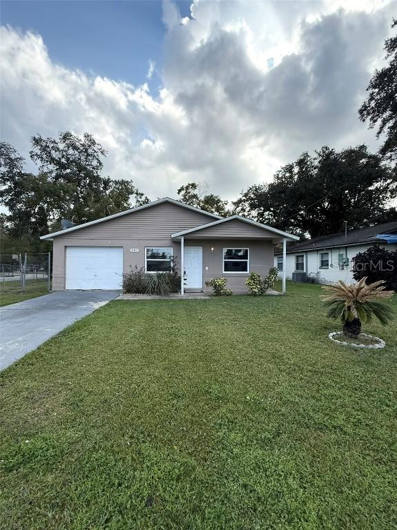 301 W 26 St., Sanford, FL 32773