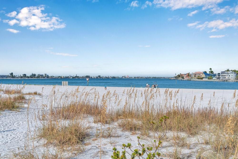 800 Collany Rd. #302, St Petersburg, FL 33715