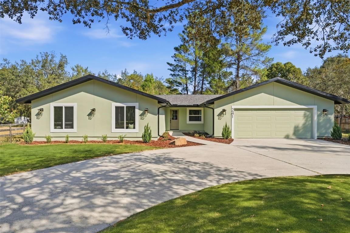 241 Overlook Dr., Chuluota, FL 32766