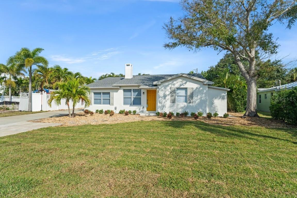 107 4th St., Belleair Beach, FL 33786