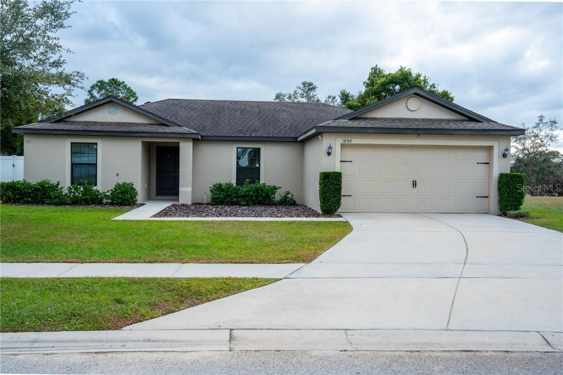 1896 Piedmont Ct., Mascotte, FL 34753