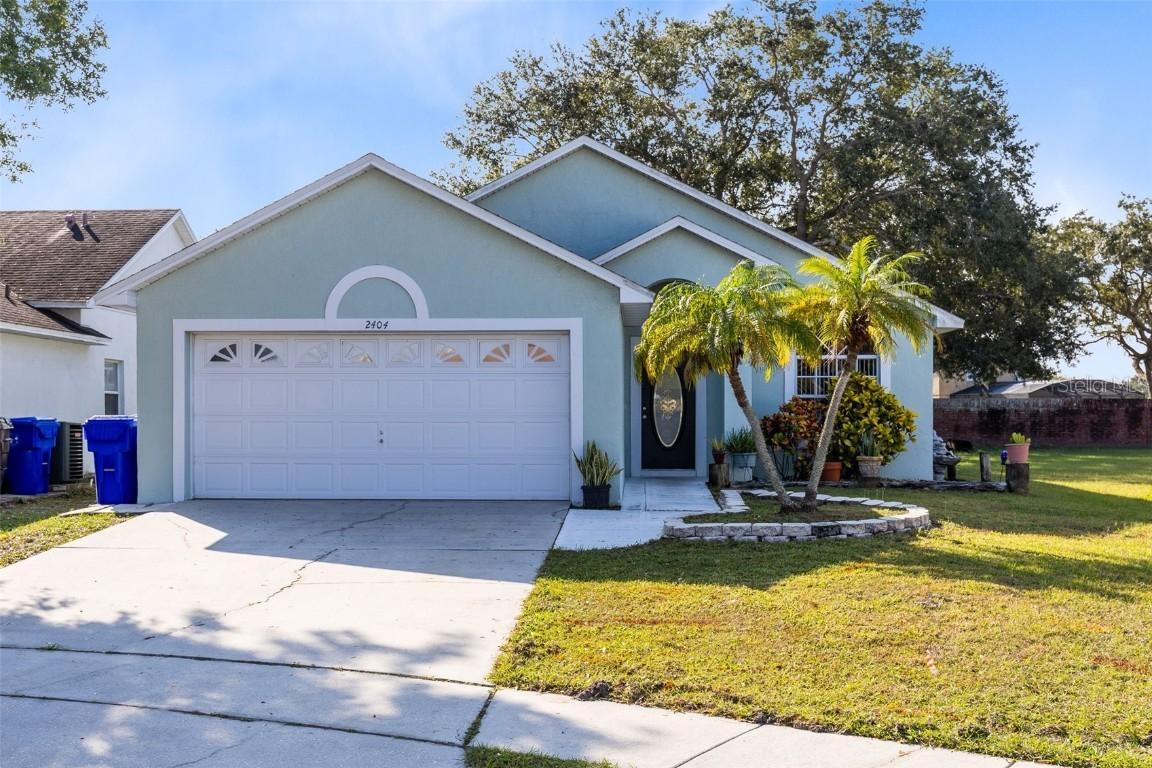 2404 Shelby Cir., Kissimmee, FL 34743