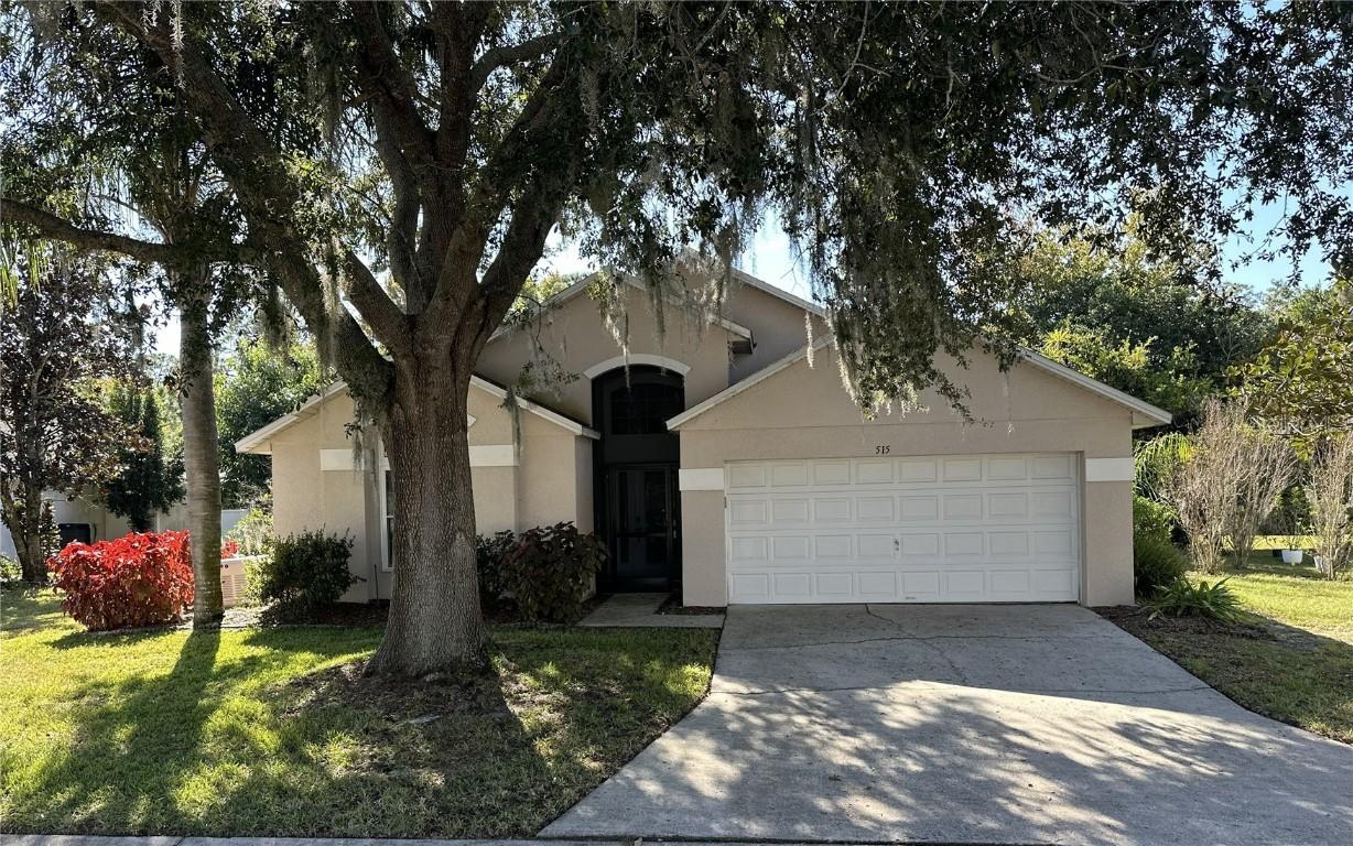 515 Whittier St., Davenport, FL 33896