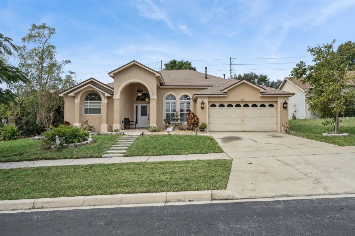 2631 Cedaridge Cir., Clermont, FL 34711