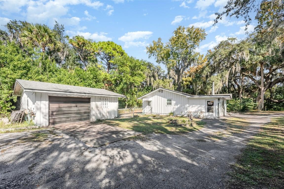 2196 Pamela St., Titusville, FL 32796