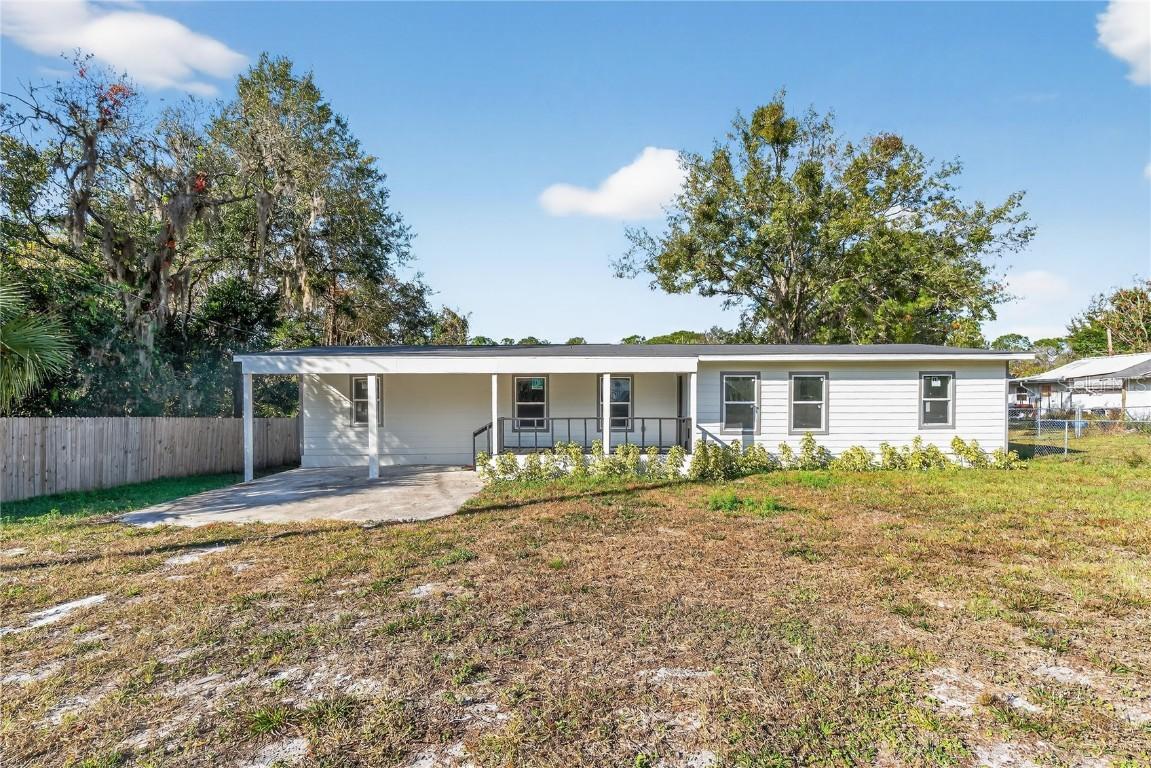 40415 Country Rd., Eustis, FL 32736