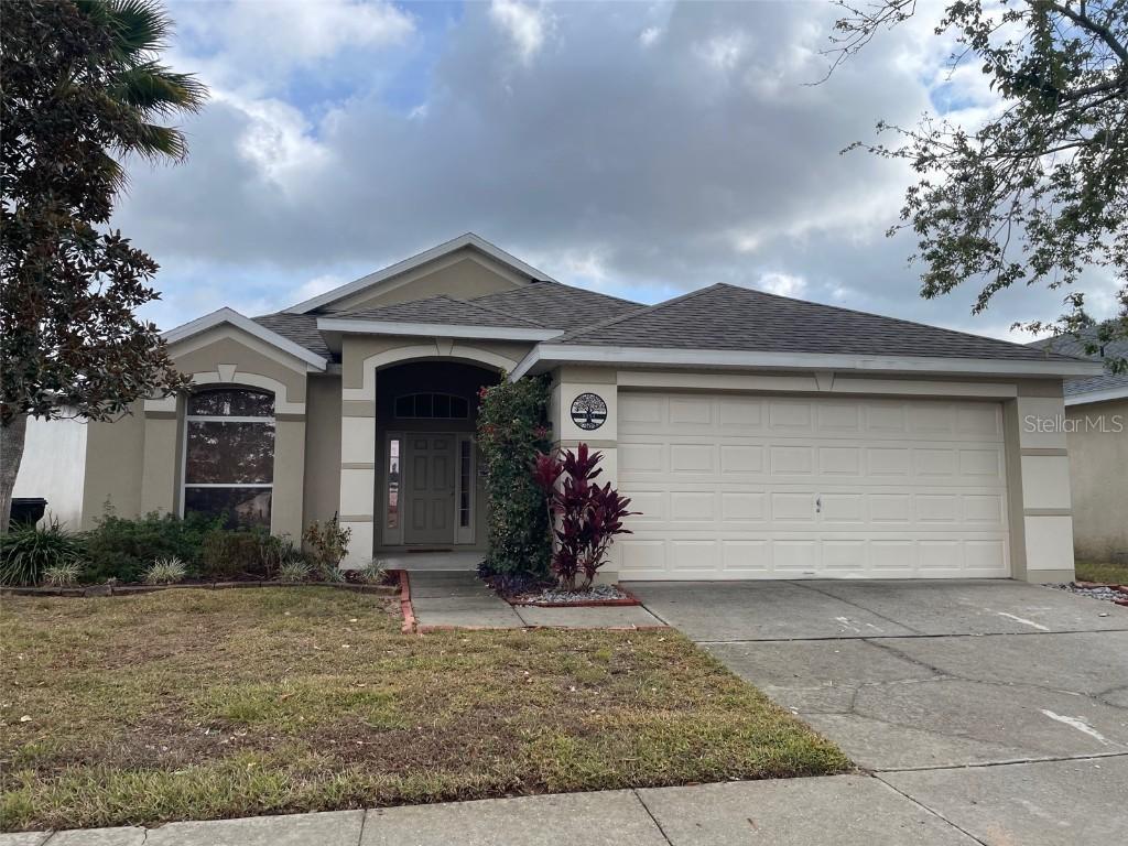 1154 Bloomingdale Dr., Davenport, FL 33897