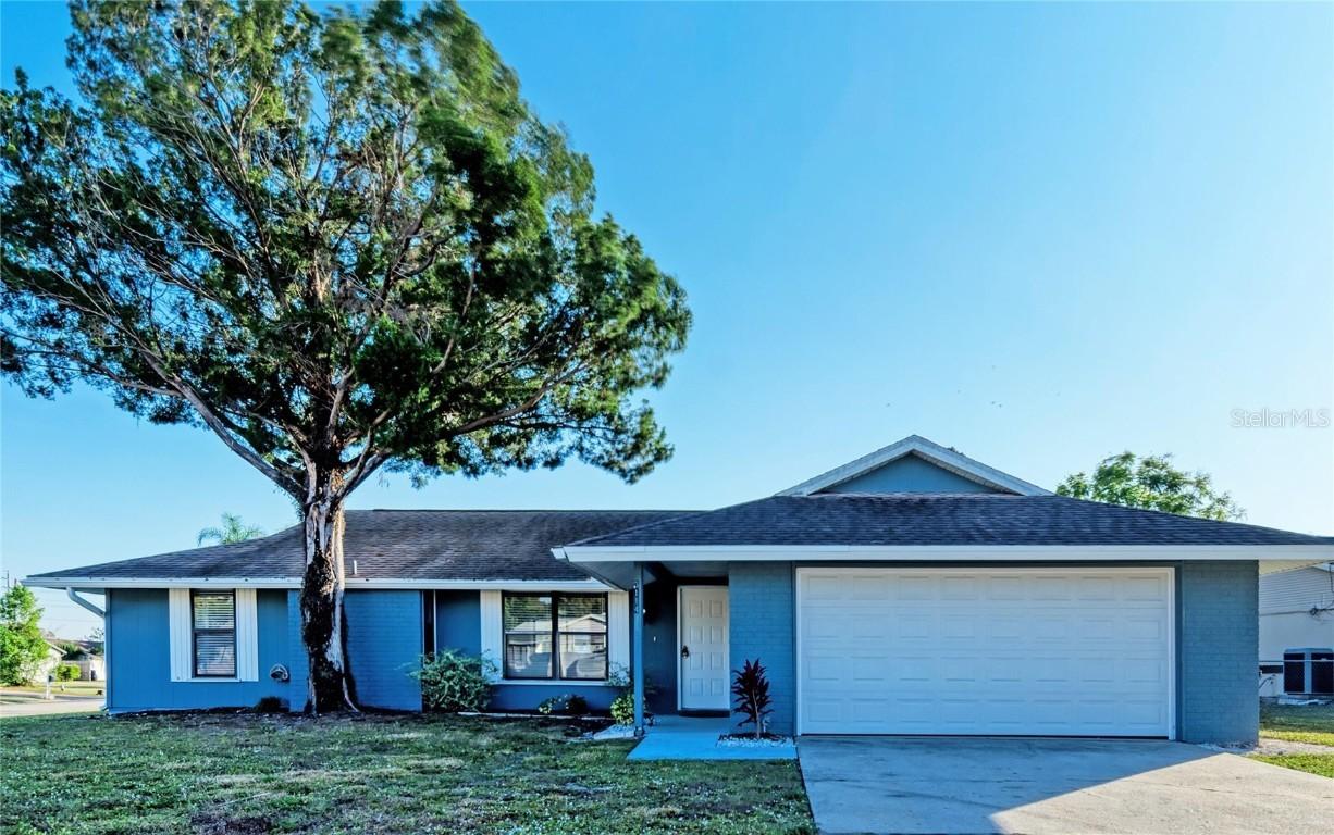 3114 Lockwood Lake Cir., Sarasota, FL 34234