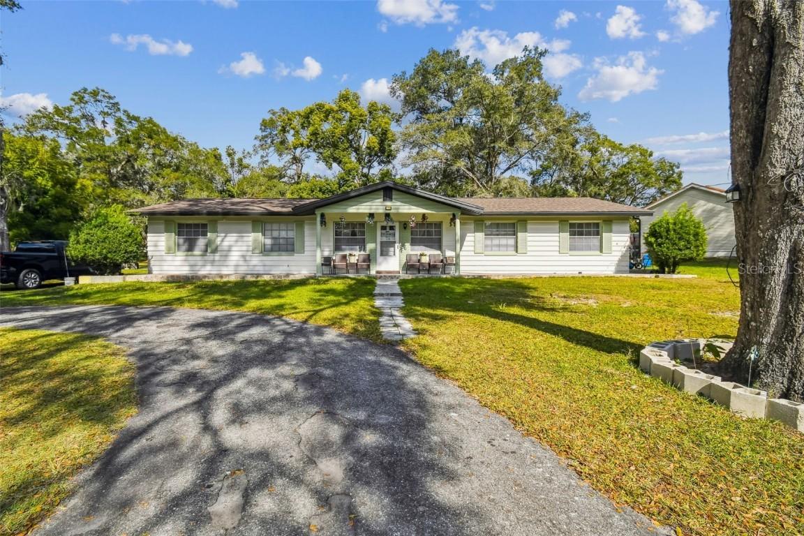 25309 Carnoustie Dr., Sorrento, FL 32776