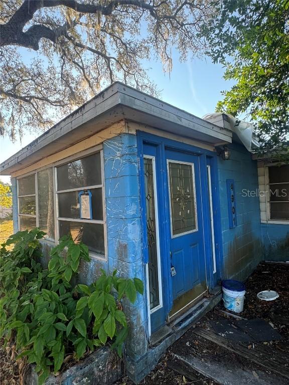 4901 E Hanna Ave., Tampa, FL 33610