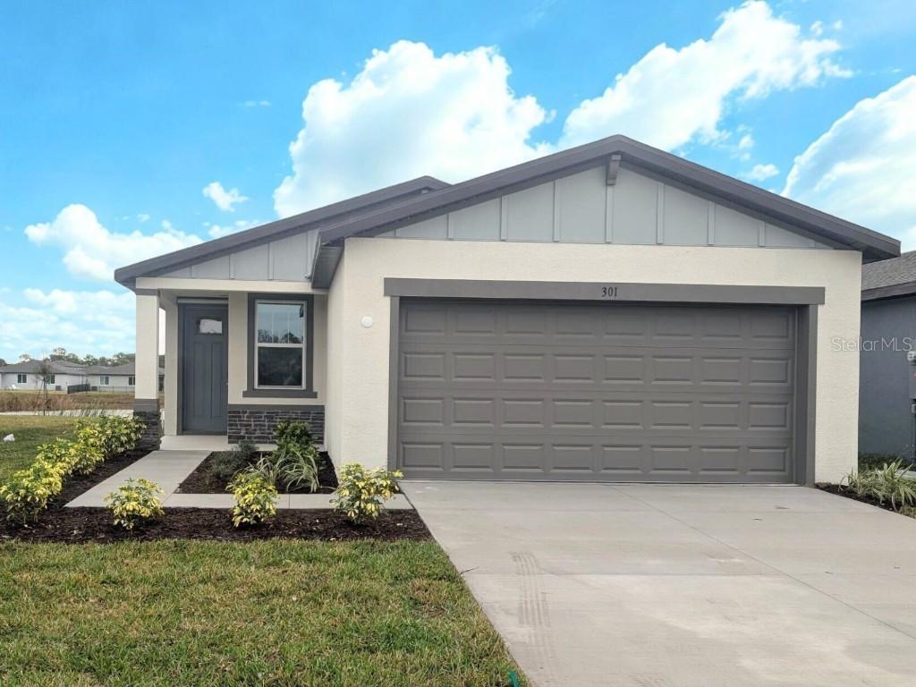 301 Lazy Shore Dr., Nokomis, FL 34275