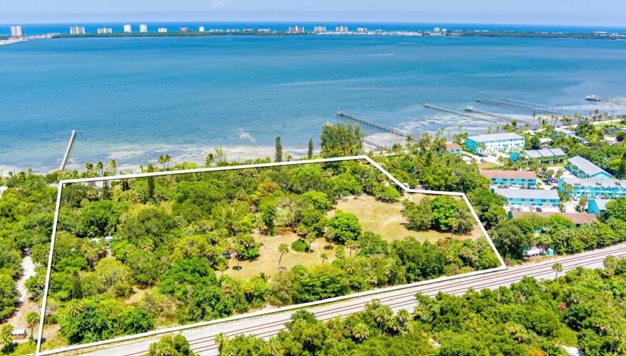 13377 S Indian River Dr, Jensen Beach, FL 34957