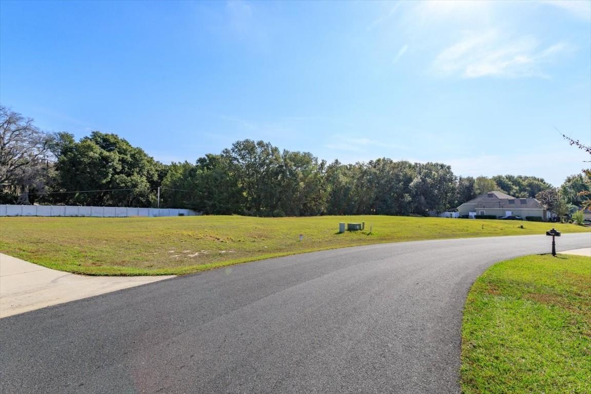 1005 Myrtle Breezes Ct., Fruitland Park, FL 34731