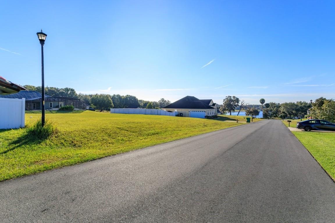 1013 Myrtle Breezes Ct., Fruitland Park, FL 34731