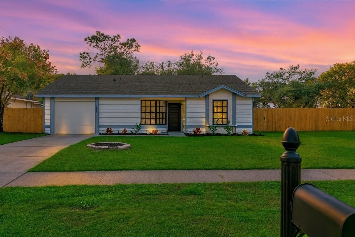 1287 Gage Ave., Deltona, FL 32738