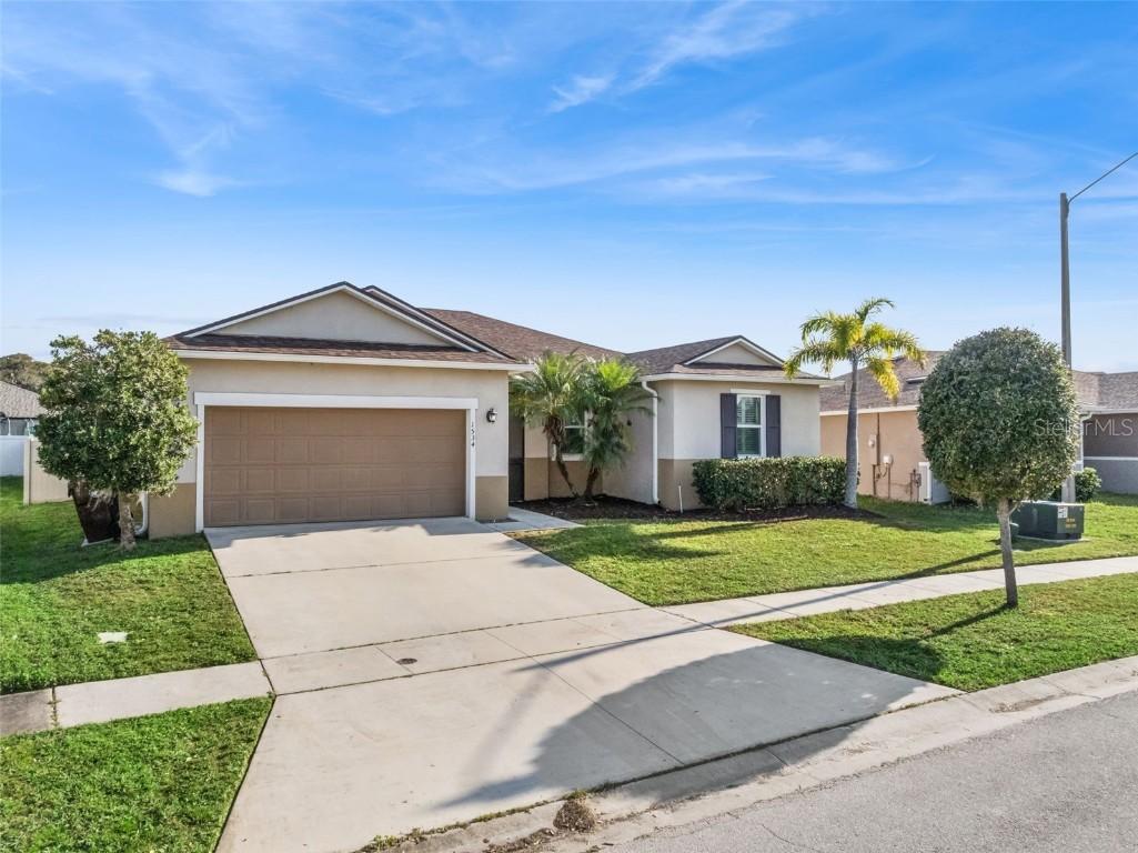 1534 Angler Ave., Kissimmee, FL 34746