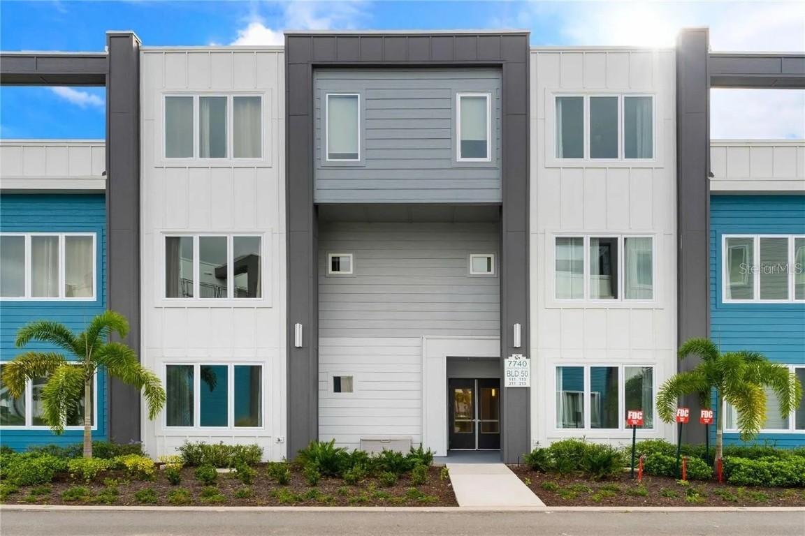 7740 Sandy Ridge Dr. #211, Reunion, FL 34747