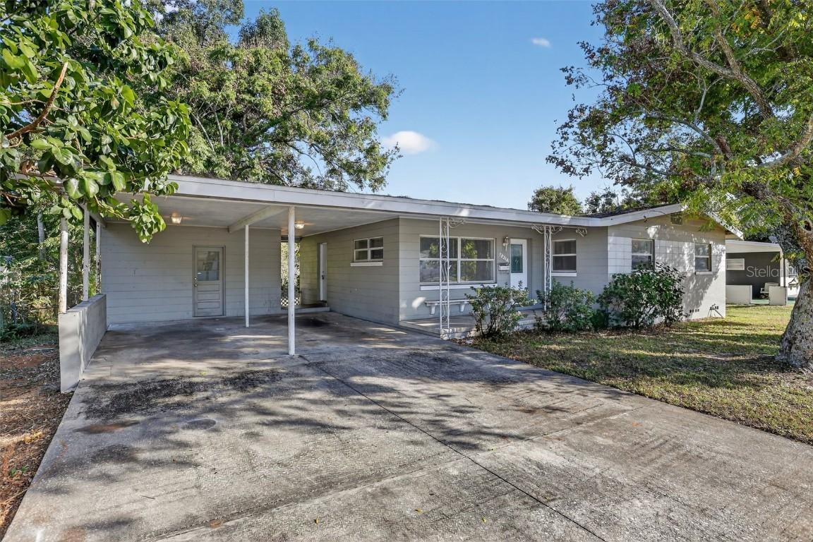 2217 Owasso Ct., Orlando, FL 32818