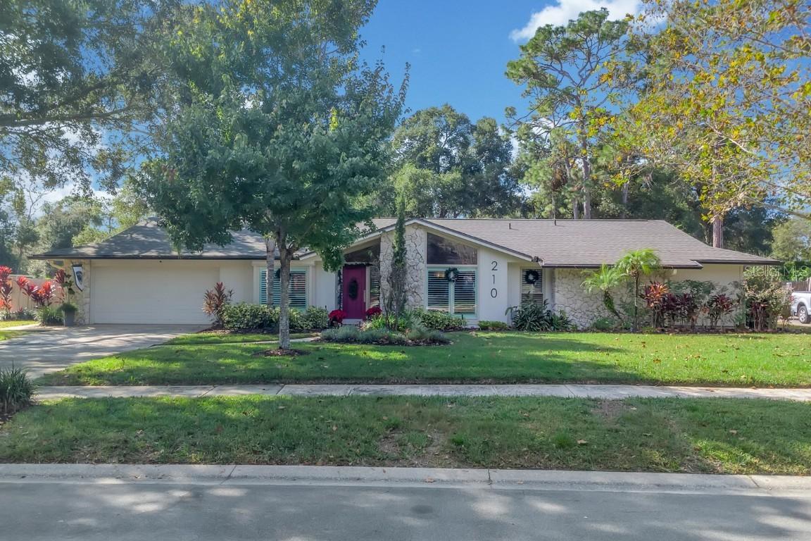 210 Royal Oaks Cir., Longwood, FL 32779