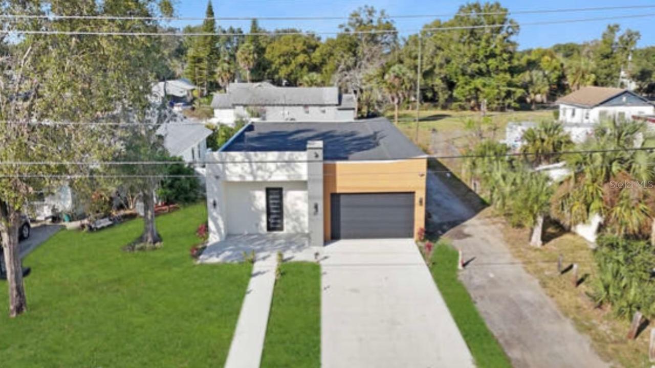 27 W 8th St., Apopka, FL 32703