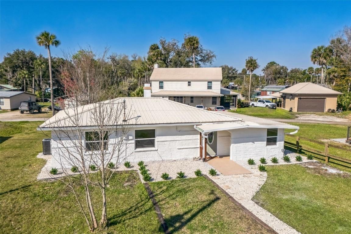 9400 NE 307th Ct., Fort Mc Coy, FL 32134