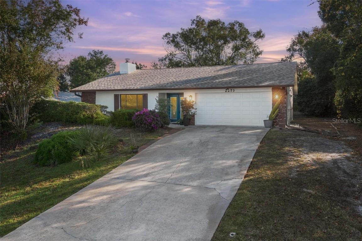 2273 Banbury Ave., Deltona, FL 32725