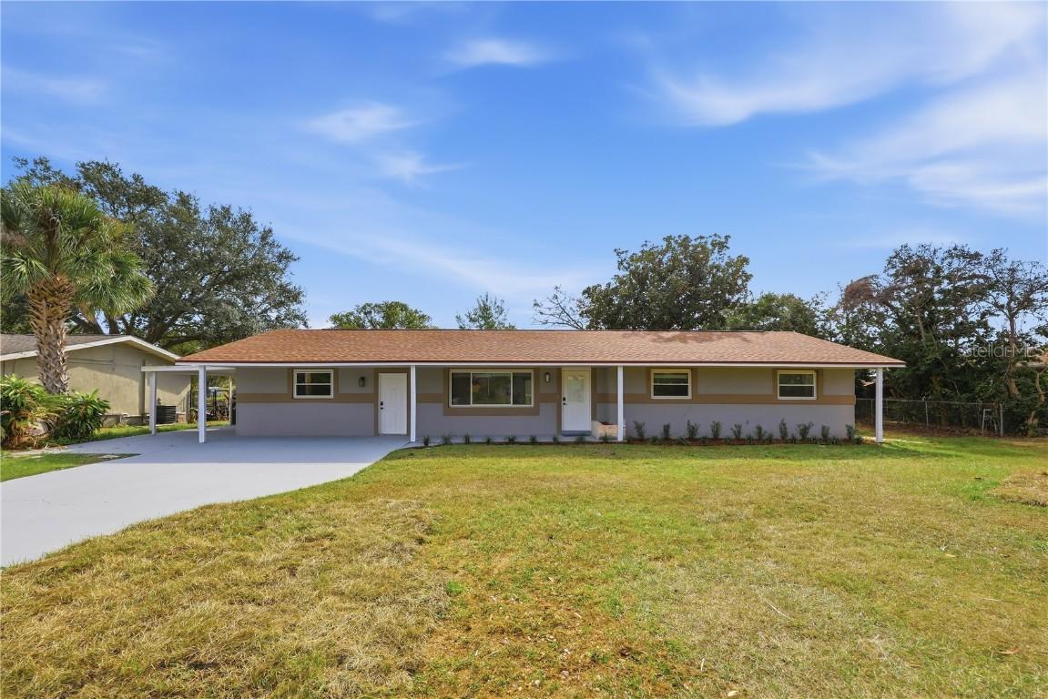 995 W Minnehaha Ave., Clermont, FL 34711
