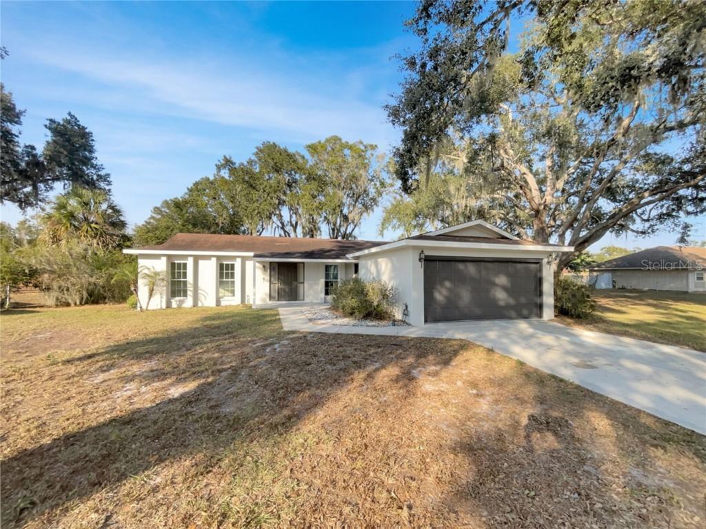 3305 Peacock Ln., Mulberry, FL 33860