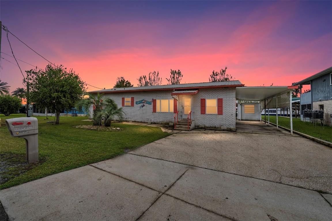 24538 Wild Hog Rd., Astor, FL 32102