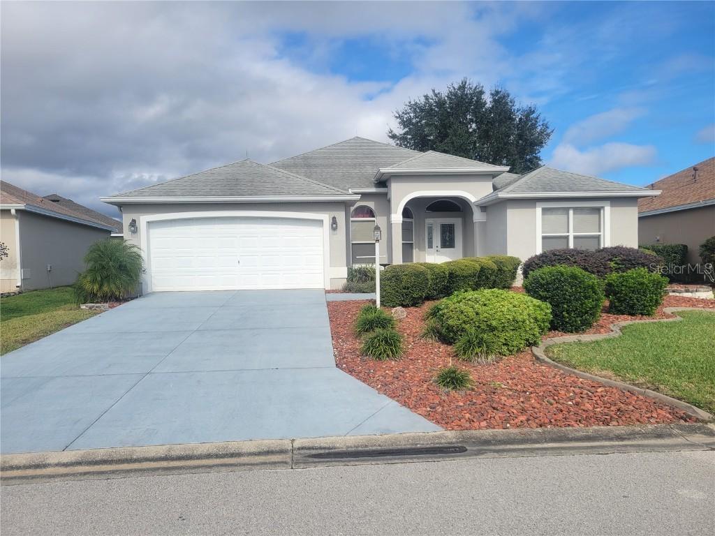 7233 SE 171st Pond Ln., The Villages, FL 32162