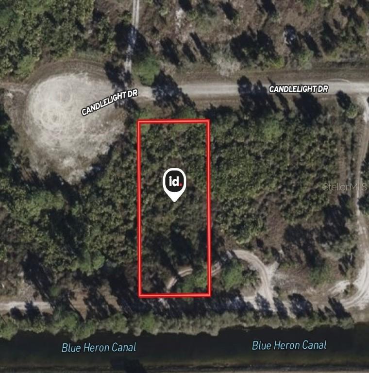 912 Candlelight Dr., Lehigh Acres, FL 33974